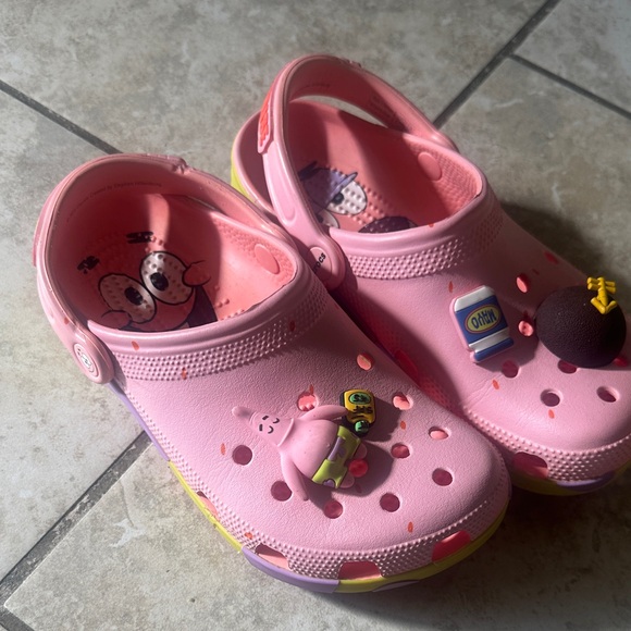 Womens Pink patrick star with Cartoon Charms used size 7 SpongeBob - Picture 1 of 4